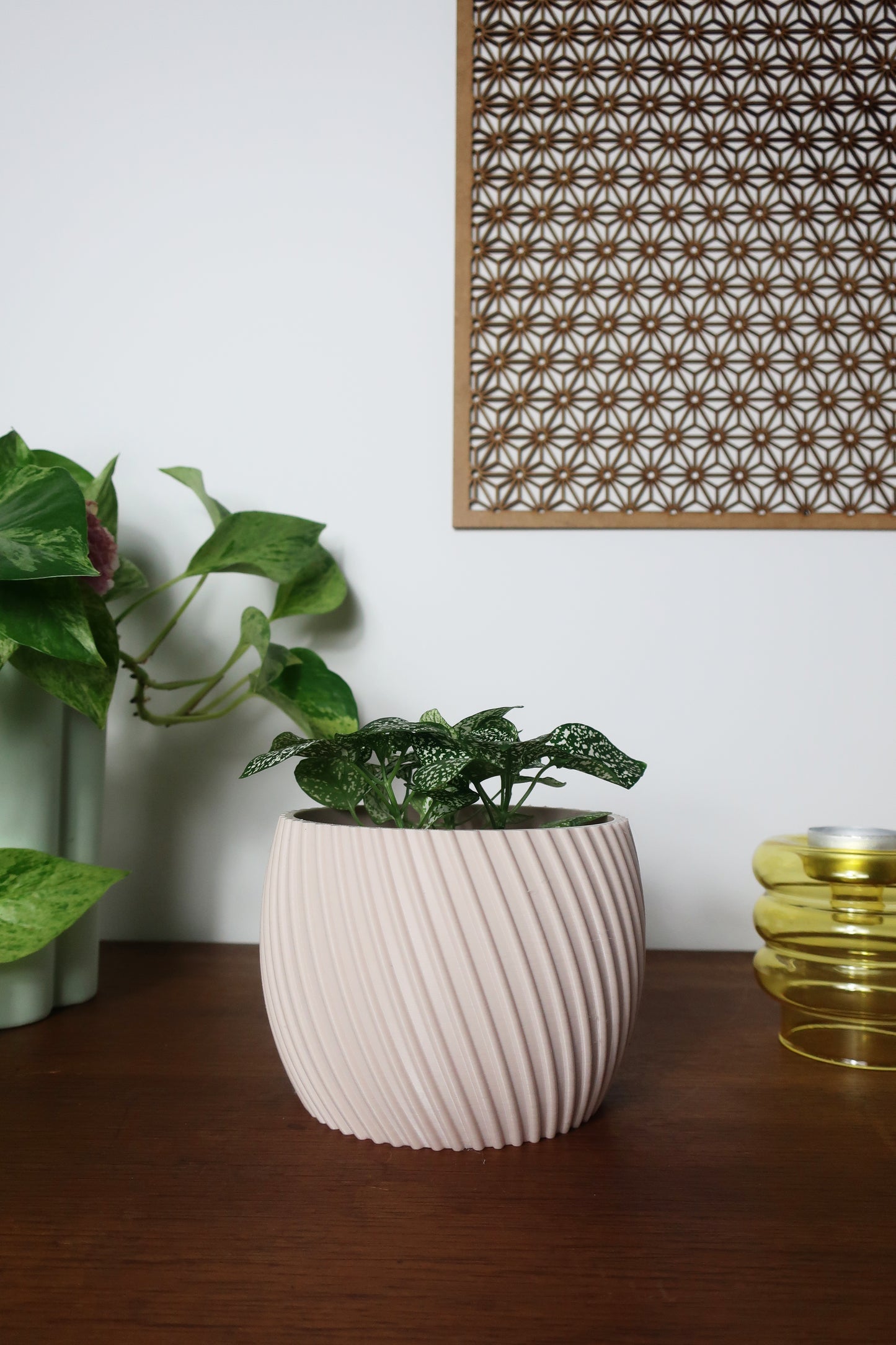 THEKLA Beige pot (medium format)