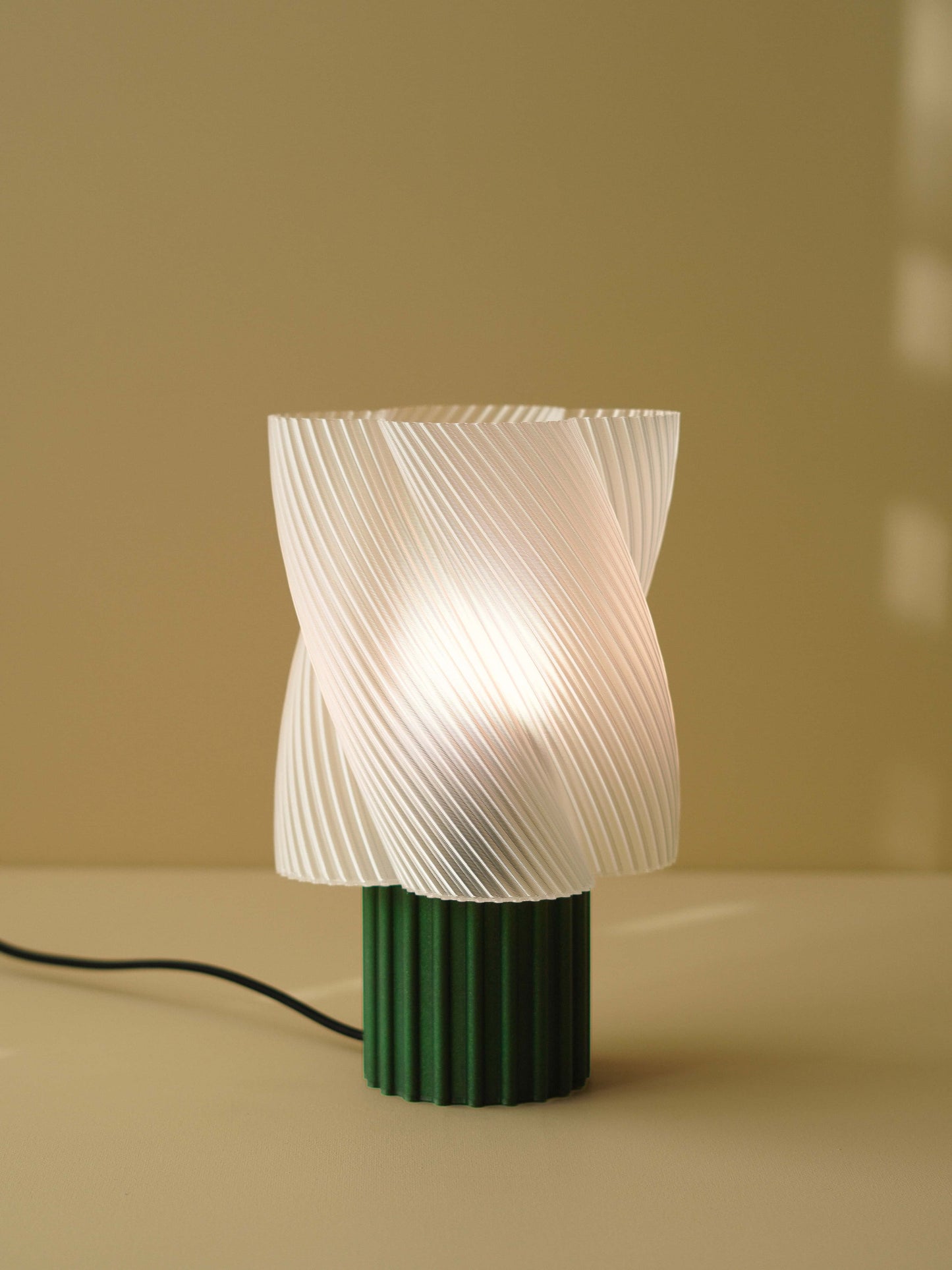 MARSHMALLOW L Milk-Mint | Table lamp